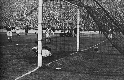 Bryceland heads the first goal